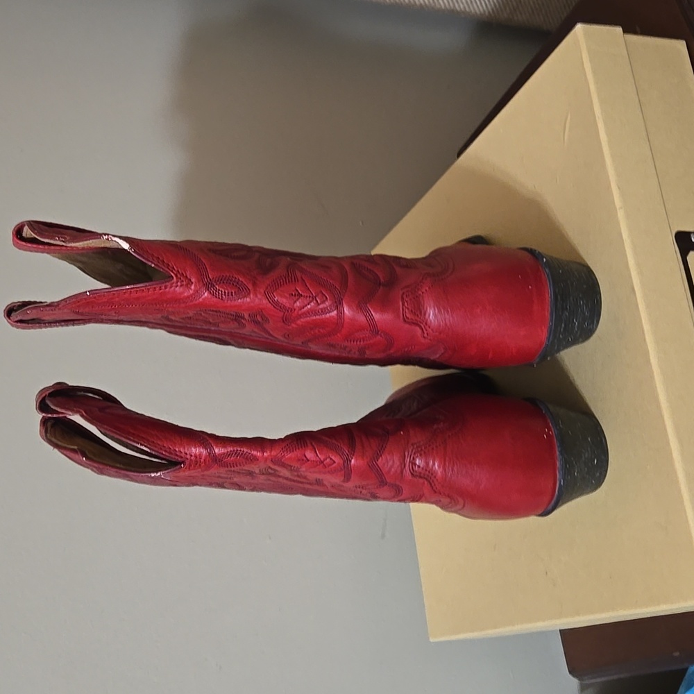 Ariat Heritage Western Boots Womens Size 7 B Red Leather Floral R-Toe 15761 - Picture 4 of 11